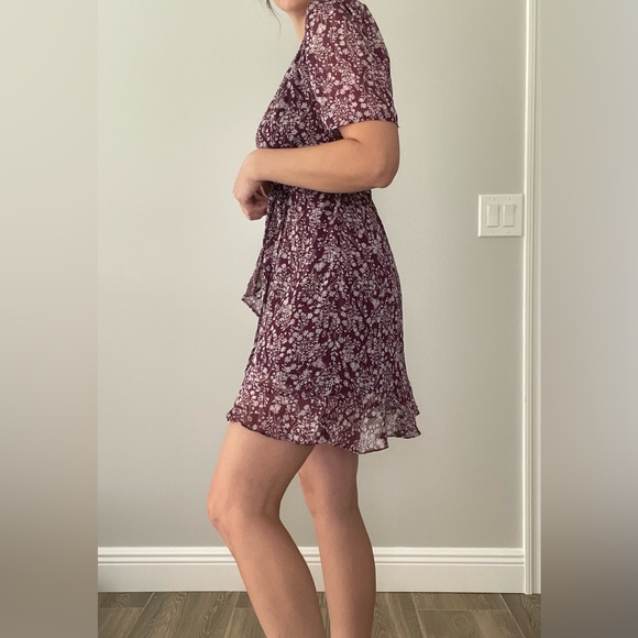 Francesca’s Boutique Plum Wrap Mini Dress - Picture 2 of 4